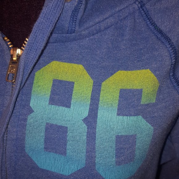 VICTORIA SECRET JACKET BLUE PINK SMALL ZIPPER - Picture 2 of 10